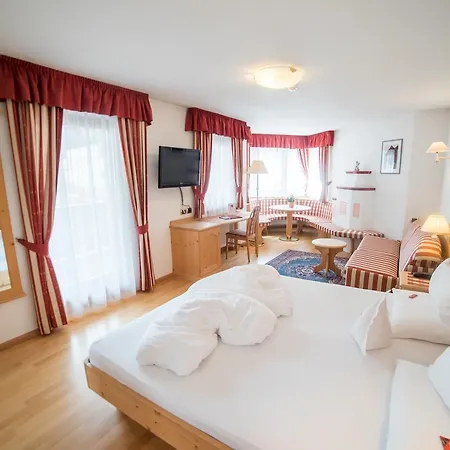 Pra Tlusel Hotel 3*